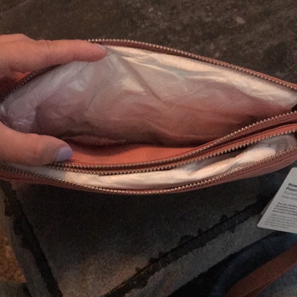 Lululemon now and always pouch - Picture 7 of 11